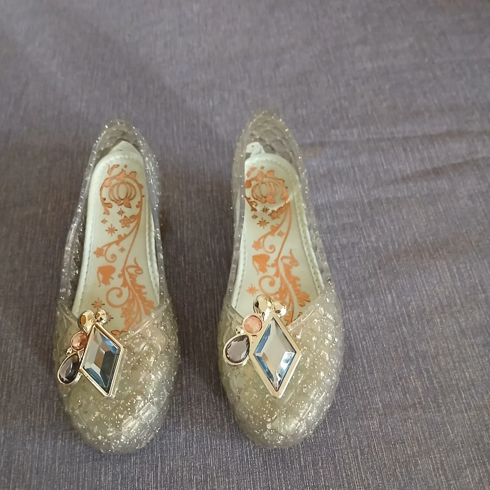 Disney Cinderella Clear White shoes 9/10 size used